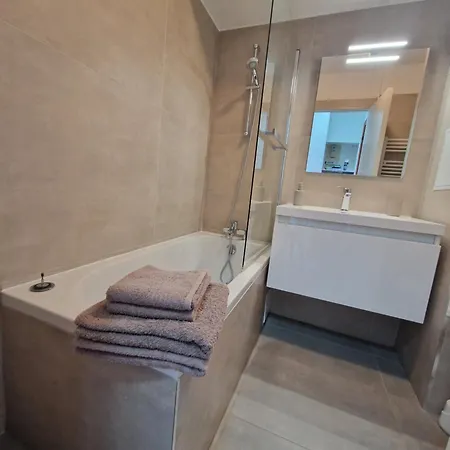 公寓 Anthala Proche Centre Avec Acces Piscine *